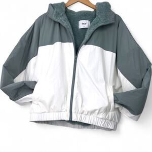 Aritzia TNA M BROOKE JACKET Coat Full Zip Sherpa Water Repellant Teal White Wome